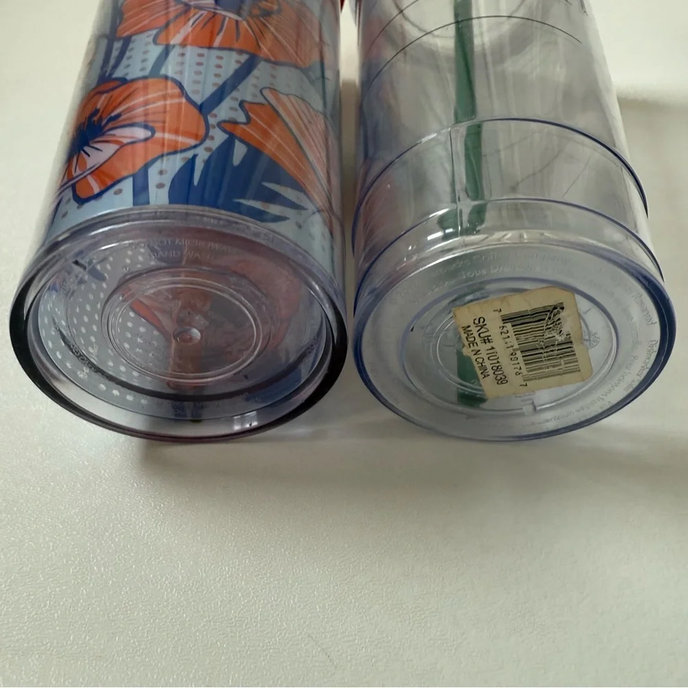 Starbucks Venti Cold Cup Tumbler with Straws Poppy Flower Clear Classic Tumbler